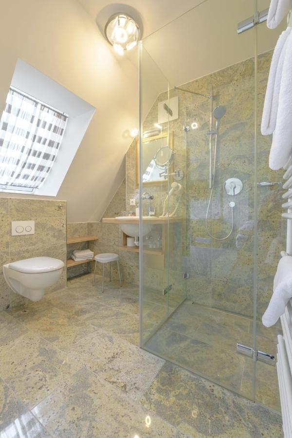 Hotel "Malerwinkel" Gmbh Seeon-Seebruck Quarto foto